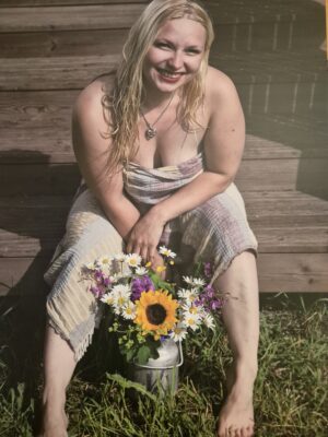 Taulu nro 9 Kukkaistyttö